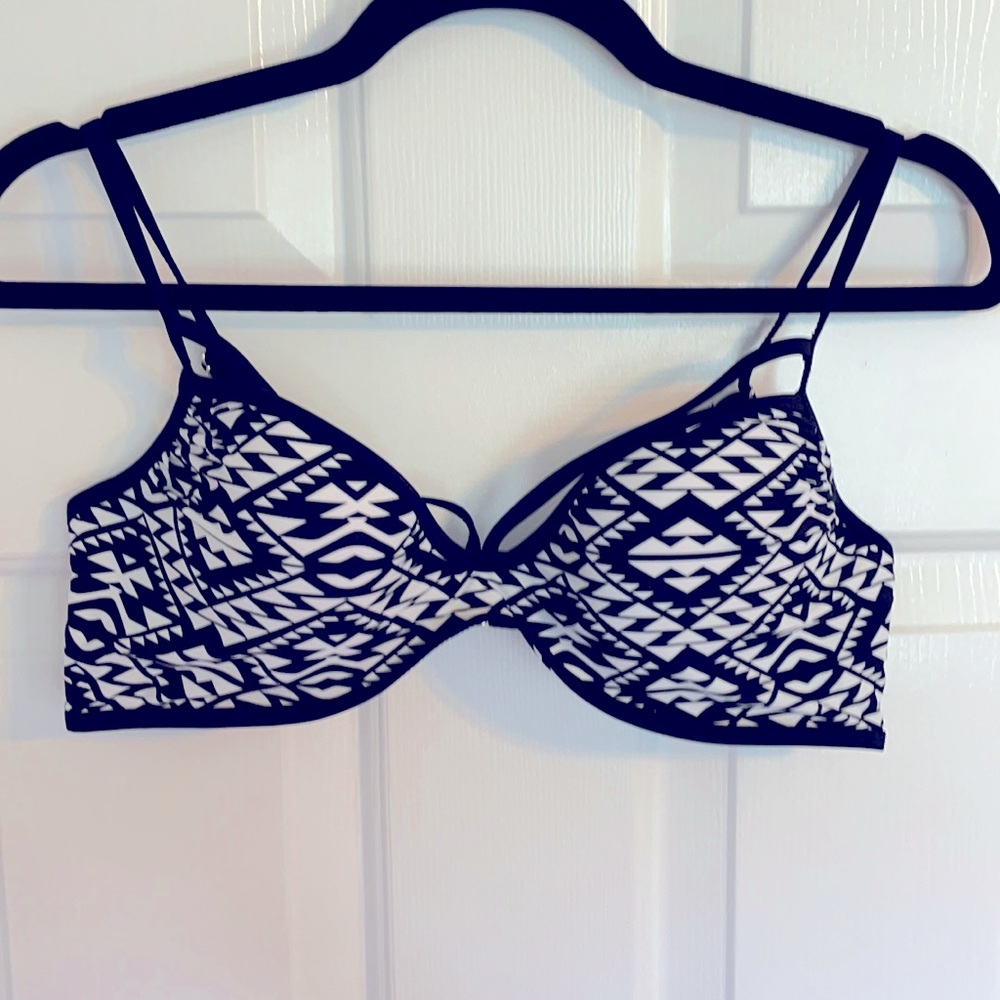 Bongo black/white bathing suit top